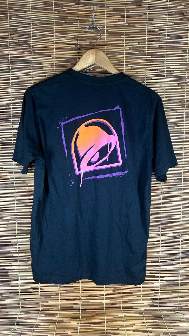 Taco Bell Medium TShirt Black Neon